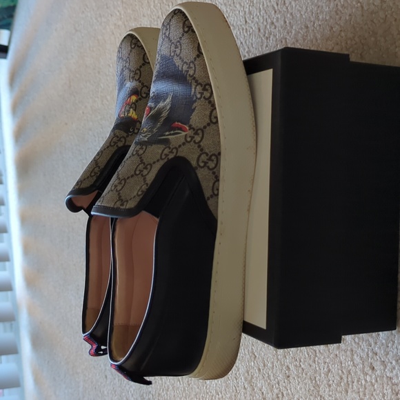 Gucci Board Wolf Slip On Sneaker size 7 - Picture 6 of 9